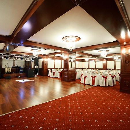 Pensiunea Crystal II Valea Lupului  المظهر الخارجي الصورة